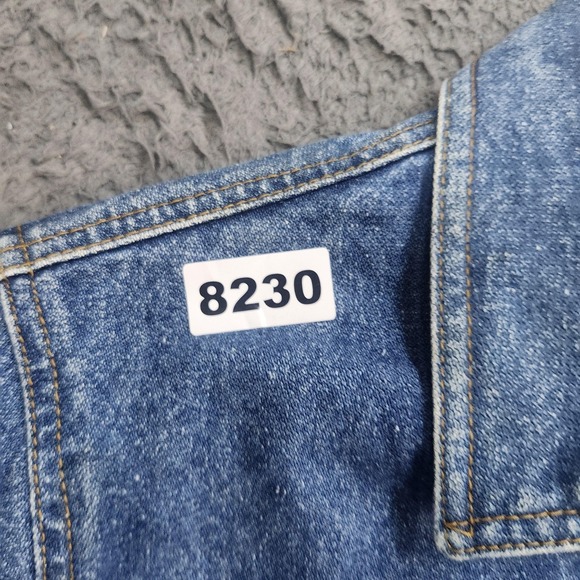 Denim Jacket Womens 2 Blue Button Front Jean Trucker Pockets Collared Classic - Picture 6 of 6